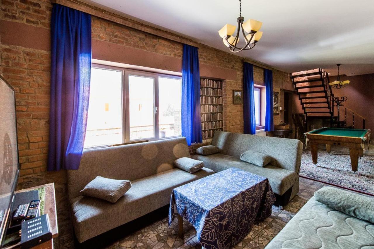 Guest House 15 Kazbegi Exteriör bild